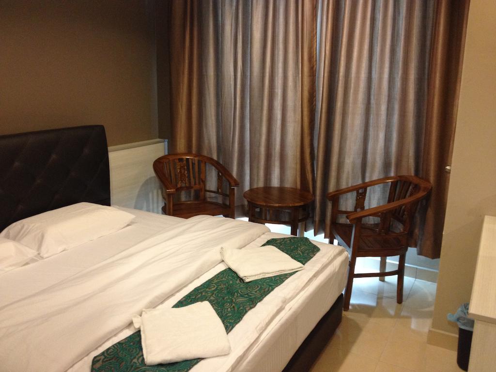 Aero Star Hotel