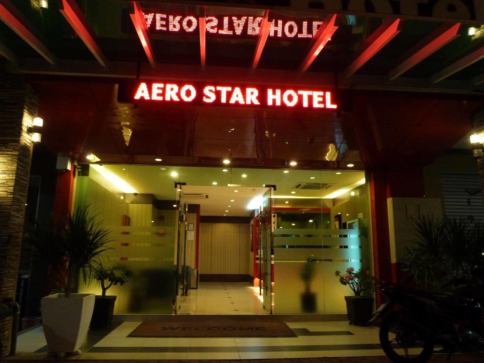 Hotel Aero Star 2*