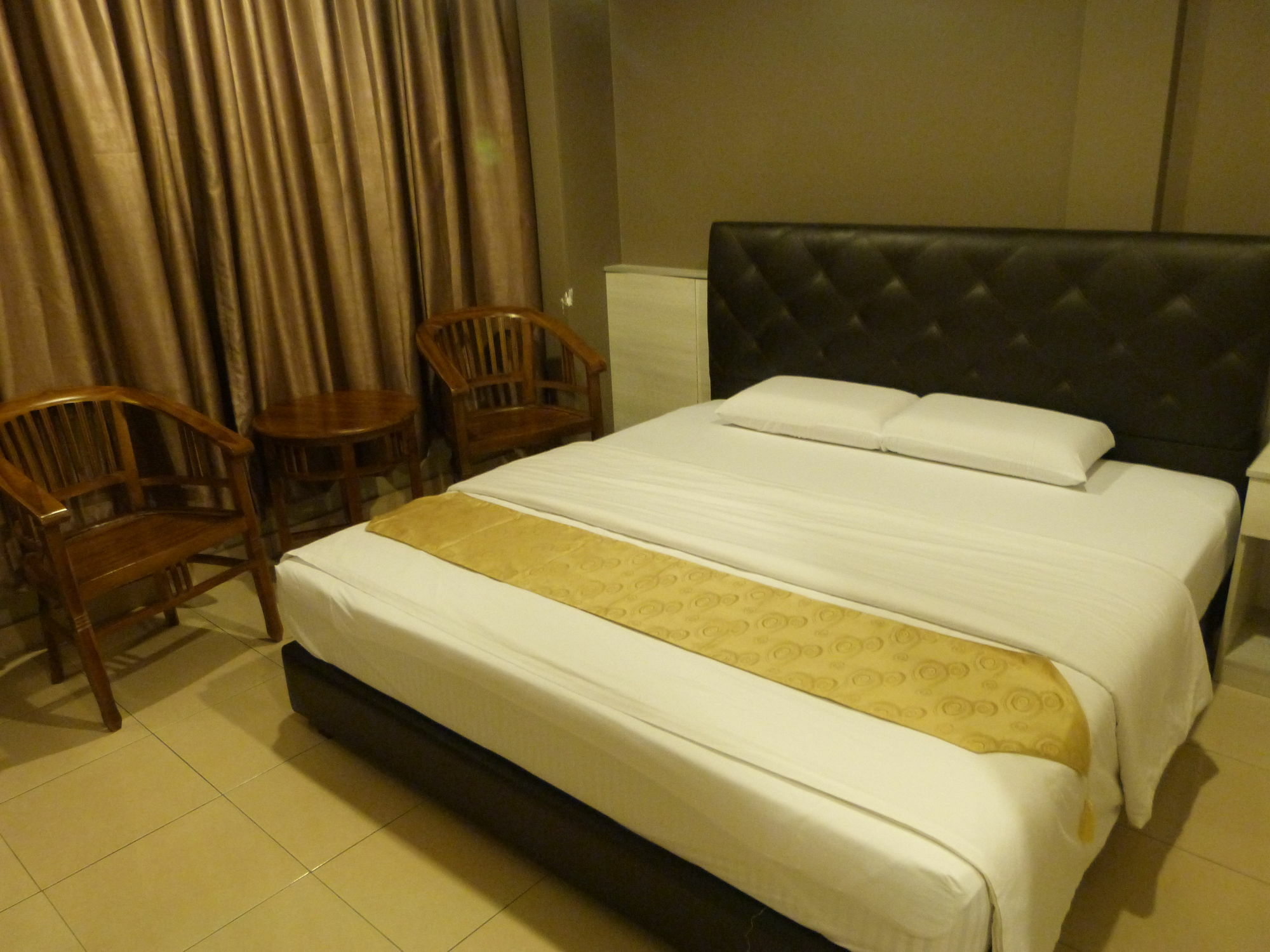 Aero Star Hotel